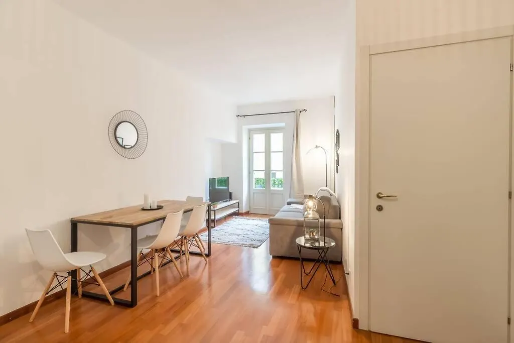 L13 Central Flat 5Mins Walk To Beach Ac/Balcon/Wifi Nice 0*,