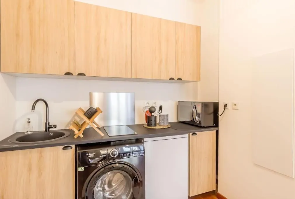 Apartment L13 Central Flat 5Mins Walk To Beach Ac/Balcon/Wifi Nizza
