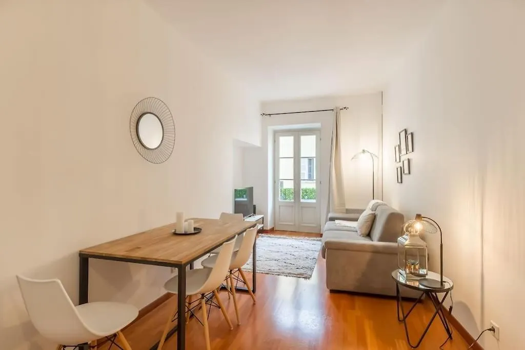 Apartment L13 Central Flat 5Mins Walk To Beach Ac/Balcon/Wifi Nizza