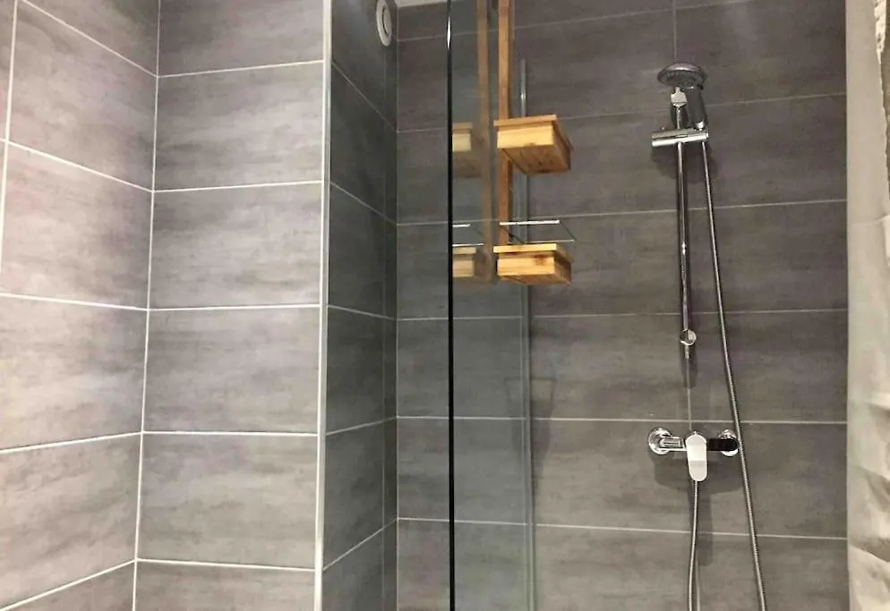 L13 Central Flat 5Mins Walk To Beach Ac/Balcon/Wifi Nizza Apartment