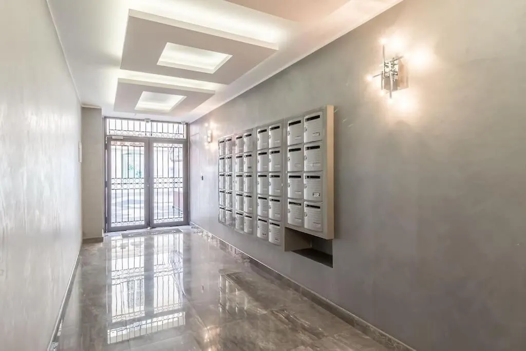 Апартаменты L13 Central Flat 5Mins Walk To Beach Ac/Balcon/Wifi Ницца Франция